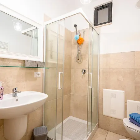 ベッド・アンド・ブレックファスト Martini 29 3*