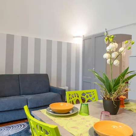 Bed & Breakfast Martini 29